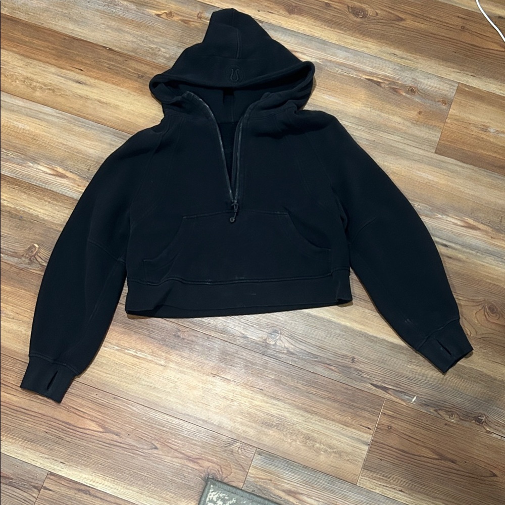 Lululemon Cropped Women's Black Hoodie